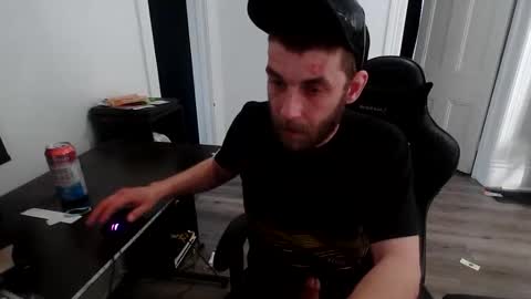stonedpanda77 online show from June 9, 9:59 pm