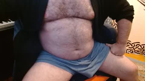 Stonerbear42 online show from October 28, 1:03 pm