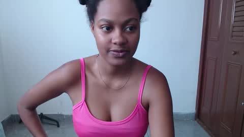 Sweety Stormi  online show from February 17, 7:09 pm