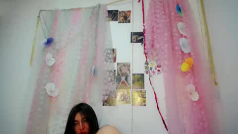 Snapshot of stormy_2000 chatting on June 2, 8:11 pm Stormy online show from June 2, 8:11 pm