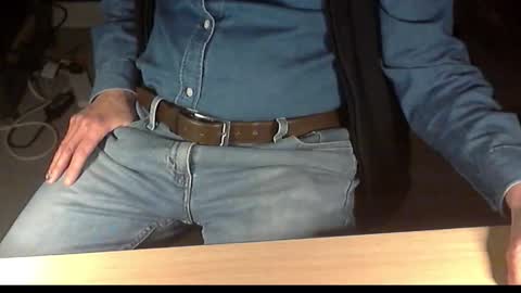 Snapshot of str8_dave chatting on December 2, 8:26 pm Dave online show from December 2, 8:26 pm