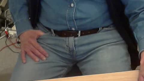 Dave online show from March 22, 7:39 pm