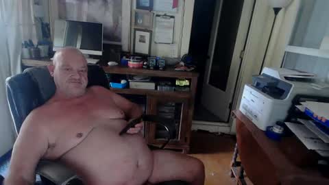 Snapshot of str8chaser1972 chatting on July 29, 4:49 pm lonely here in the country online show from July 29, 4:49 pm