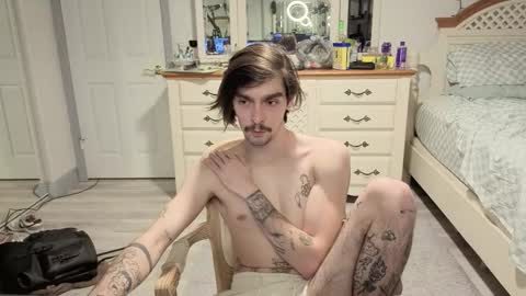 str8whiteboy21 online show from February 27, 8:03 am