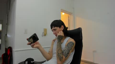 NICK online show from April 10, 8:46 pm