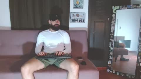 Snapshot of straightopenminds chatting on January 7, 3:58 pm straightopenminds online show from January 7, 3:58 pm