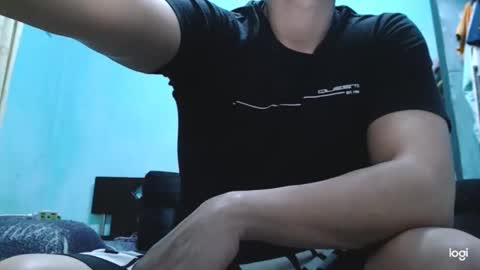 Snapshot of straiker_ chatting on February 10, 1:10 am striker online show from February 10, 1:10 am