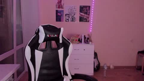 Ray online show from December 10, 5:28 am