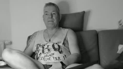 Stranger online show from February 18, 5:58 am