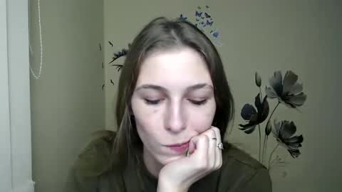 Amalia online show from December 13, 7:21 pm