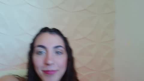 Snapshot of strawberripulp chatting on February 6, 3:48 pm Angel Baby online show from February 6, 3:48 pm