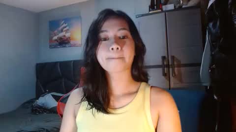 Kisses online show from March 22, 7:56 am