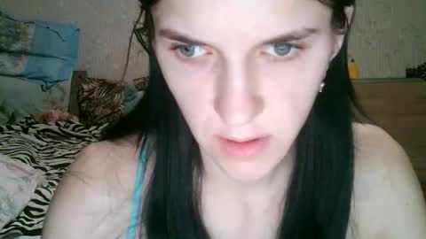 Strawberry Storm online show from March 19, 2:15 am