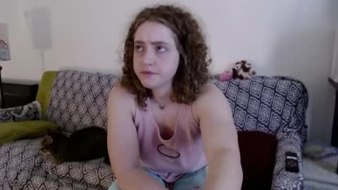 Strawberrylotsacake online show from March 5, 1:40 pm