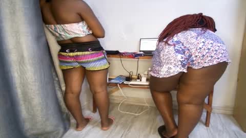 streetlioness online show from January 10, 2:13 am