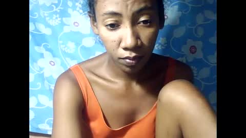 Snapshot of strevah9794 chatting on February 27, 9:15 pm strevah9794 online show from February 27, 9:15 pm