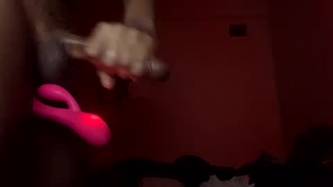 strictlysoloo online show from January 5, 10:32 am