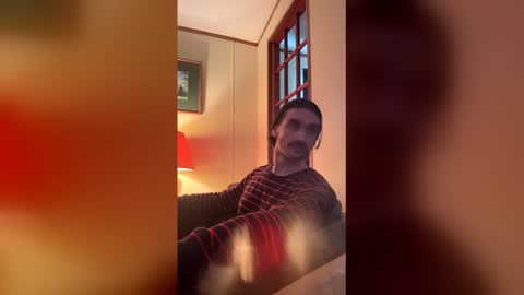 Snapshot of stringgreens777 chatting on January 6, 8:12 pm stringgreens777 online show from January 6, 8:12 pm