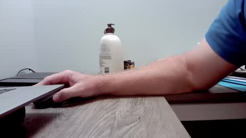 Snapshot of stroker77 chatting on October 5, 7:50 am Kurt online show from October 5, 7:50 am