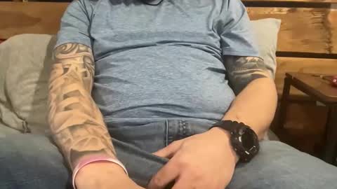 Snapshot of stroking33again chatting on March 13, 8:04 pm stroking33again online show from March 13, 8:04 pm