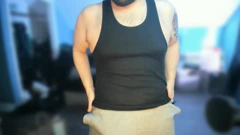 Johnny online show from December 3, 8:40 pm