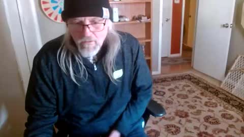 Snapshot of stroknpoker chatting on February 6, 9:18 pm stroknpoker online show from February 6, 9:18 pm