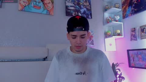 Snapshot of strong_rock69 chatting on April 22, 5:14 pm strong_rock69 online show from April 22, 5:14 pm
