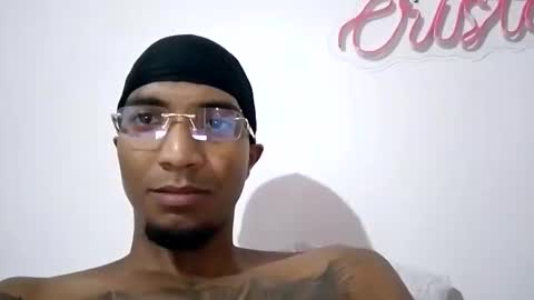 stronganddelicious online show from September 21, 4:25 am