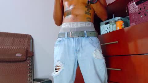 stronganddelicious online show from October 6, 10:40 pm