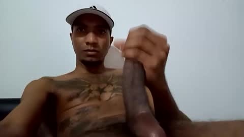 stronganddelicious online show from November 17, 6:19 am