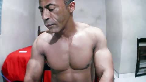 strongdaddyfantastic online show from March 20, 12:15 am