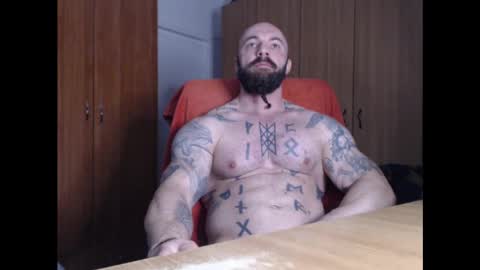 Snapshot of strongivan chatting on January 15, 5:08 am StrongIvan online show from January 15, 5:08 am