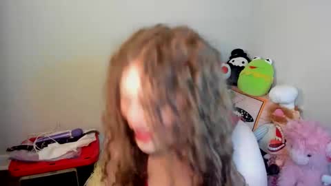 Strwbby online show from November 30, 6:17 am