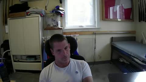 Snapshot of stturbo chatting on October 15, 3:12 pm stturbo online show from October 15, 3:12 pm