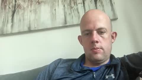 stuart_scotland online show from May 12, 6:05 pm