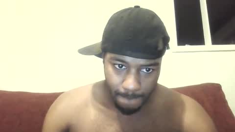 Snapshot of stud4cougar chatting on November 3, 3:19 am stud4cougar online show from November 3, 3:19 am