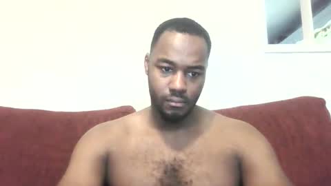 Snapshot of stud4cougar chatting on December 21, 9:33 pm stud4cougar online show from December 21, 9:33 pm