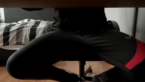 stud_slut69 online show from December 30, 2:40 pm