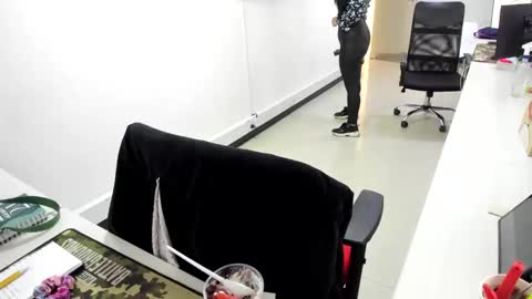 studcb_ online show from March 8, 5:11 pm