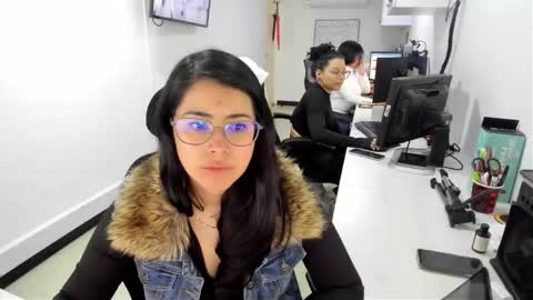 studcb_ online show from September 29, 7:51 pm