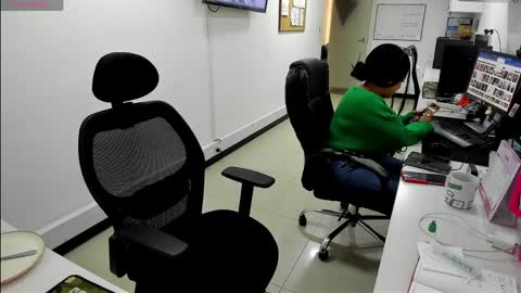 studcb_ online show from March 31, 6:30 pm