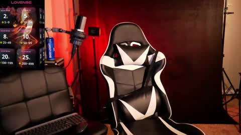 Ryan Long online show from December 31, 1:57 am