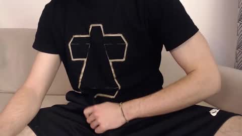 Snapshot of studfromparis chatting on February 12, 2:43 pm Stud From Paris online show from February 12, 2:43 pm