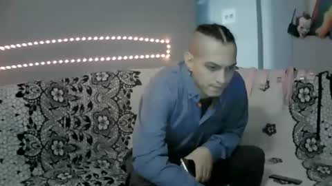 Snapshot of studio7bdsm chatting on February 13, 4:00 am DORIANMAIRA online show from February 13, 4:00 am