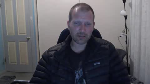 stugang online show from April 17, 5:38 pm