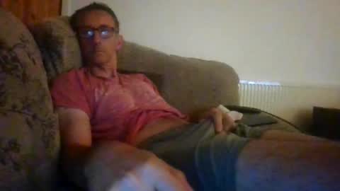 Snapshot of stuuuey73 chatting on July 6, 2:30 am stuuuey73 online show from July 6, 2:30 am
