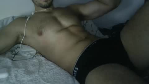 STV8000 online show from December 13, 8:58 pm