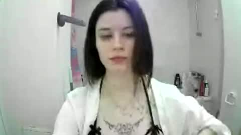 Snapshot of style_bliss chatting on October 2, 5:09 pm Eva online show from October 2, 5:09 pm