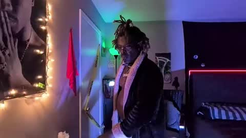 Snapshot of suavechocolatecity chatting on November 9, 2:32 am Hot Chocolate online show from November 9, 2:32 am