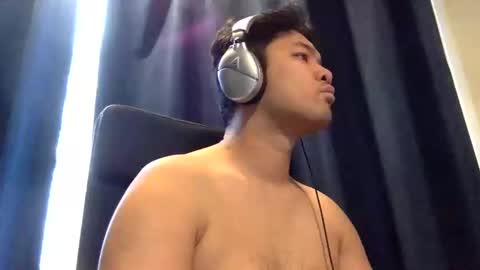 Snapshot of sub_boy305 chatting on January 29, 2:00 pm sub boy305 online show from January 29, 2:00 pm